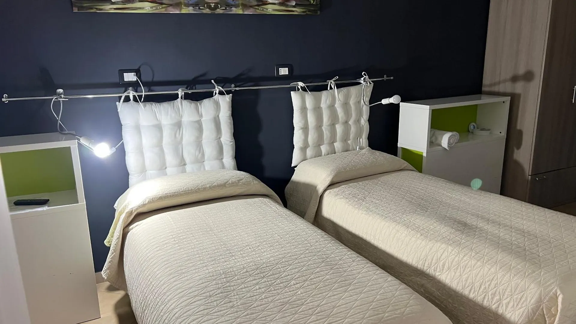 B&B A Due Passi San Giovanni Gemini 0*,  イタリア
