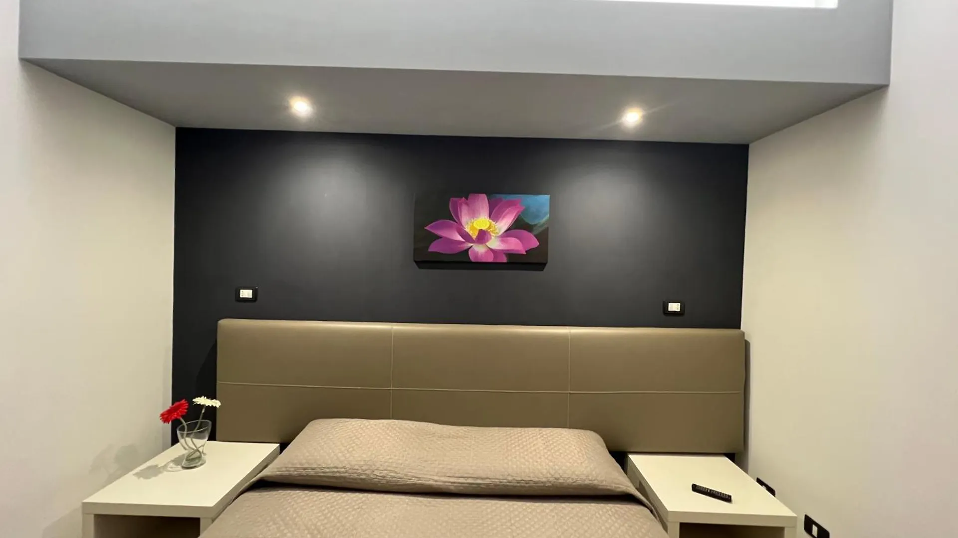 B&B A Due Passi San Giovanni Gemini 0*,  イタリア